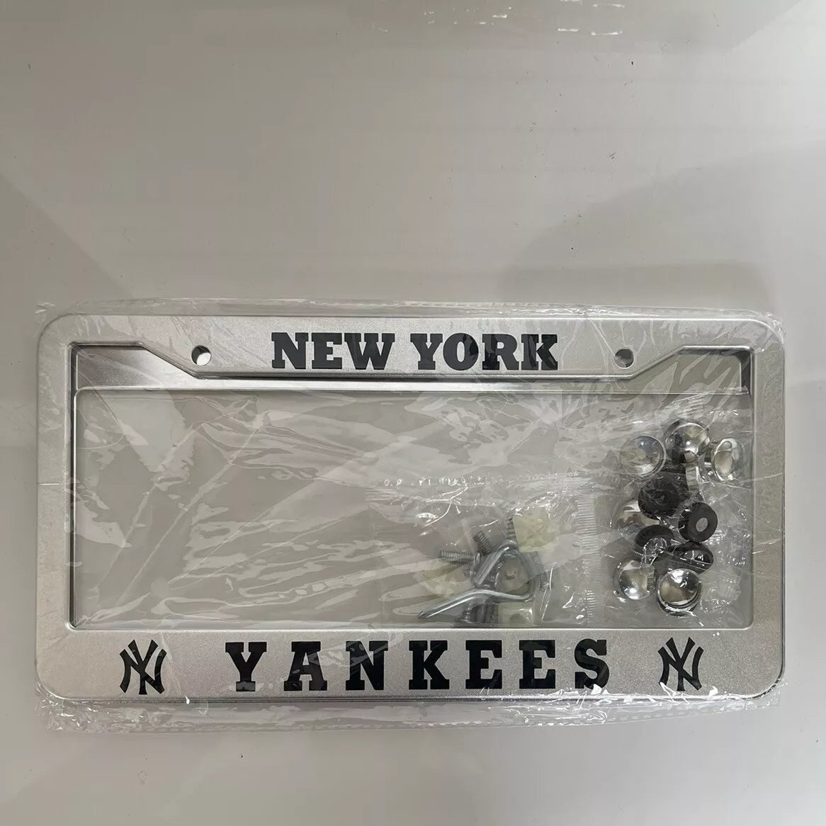 New York Yankees License Plate Frame (2 Metal Frames Silver In Color)